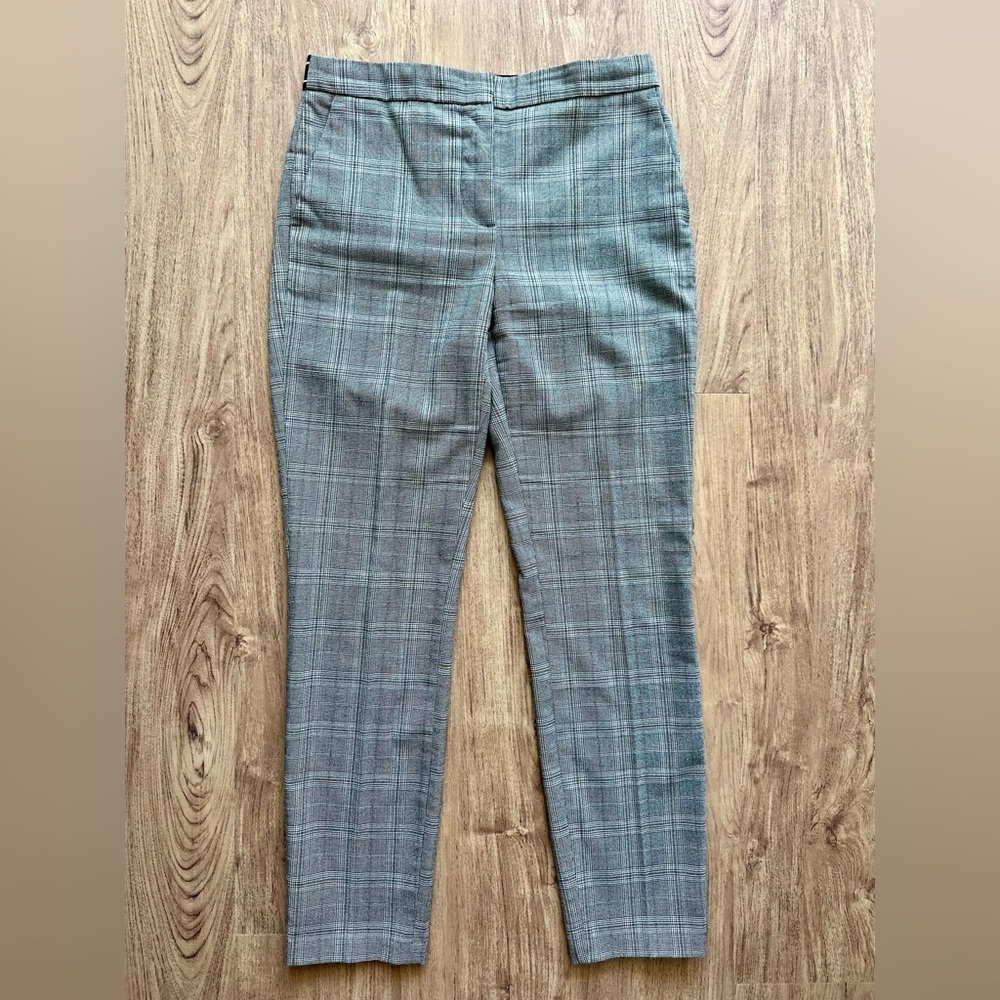 Zara Basic Women’s Black, Gray and White Checkered Pants